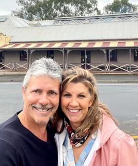 Grey Nomads Attempting The World's Biggest Pub Crawl