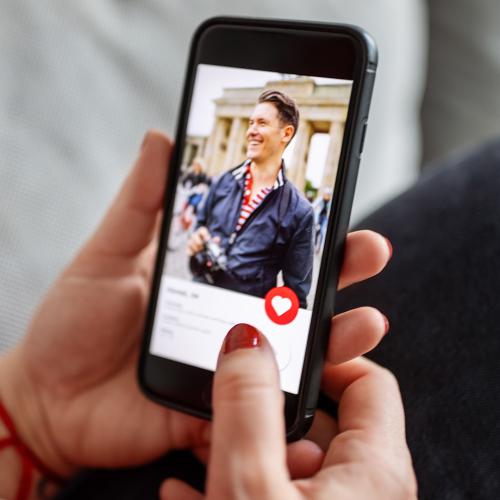 Company Introduces Paid 'Tinder Leave' For Employees To Go On Dates