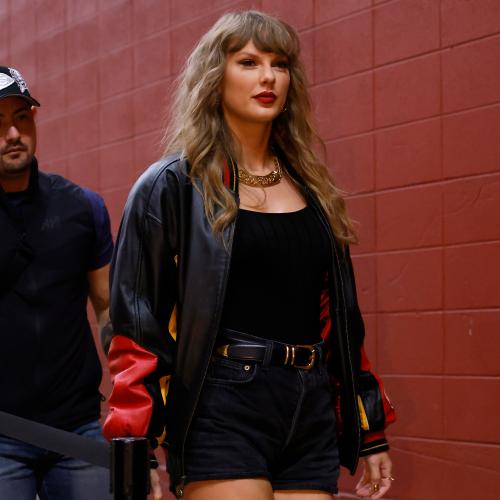 Taylor Swift Makes Sexy WAG Return To Chiefs Stadium