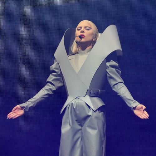 A New Year’s Eve to Remember: Iconic Performances That Made History 