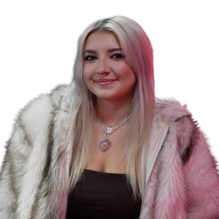 TikTok Trending with Ula